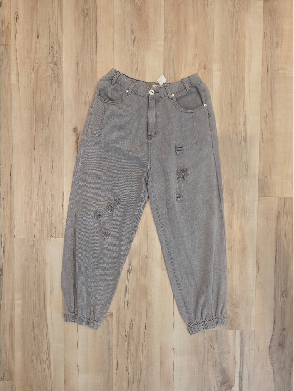 POL Gray Distressed Casual Jeans with Elastic Ankles Size S